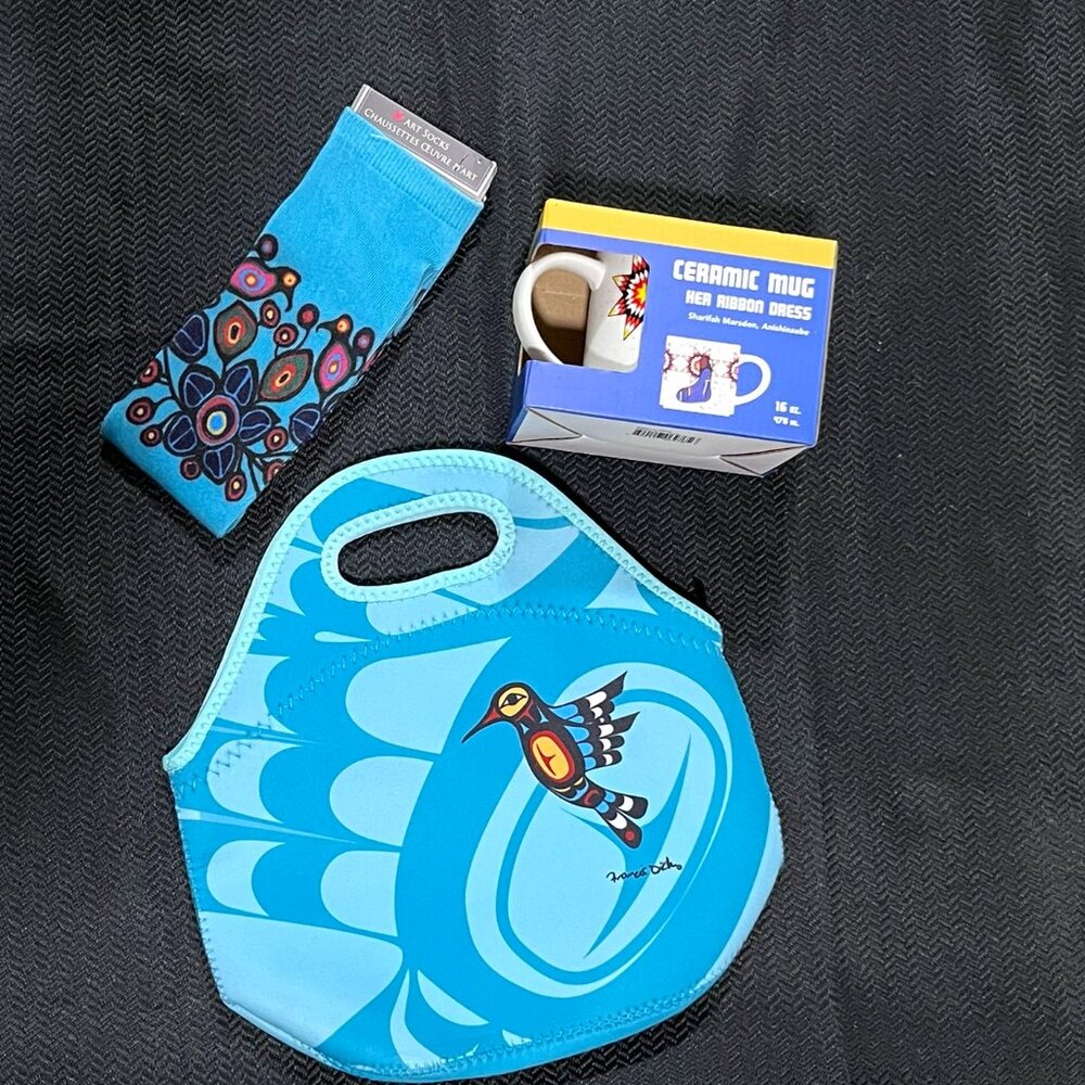 *3(some) Indigenous Artwork Gift Bundle. Socks. Mugs. Lunch Tote.